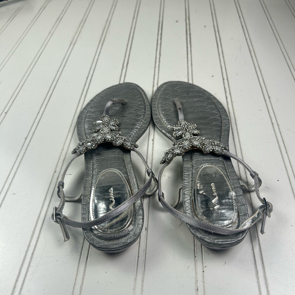 Nina Vintage Keegan Royal Embellished Silver T-Strap Sandals Women’s Size 7.5 - Picture 3 of 9